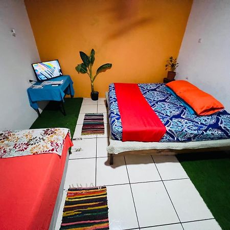 Hostel Bato'S Quepos Exteriér fotografie