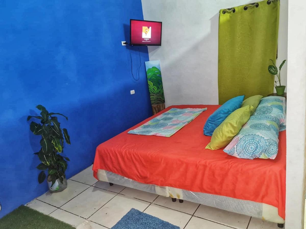 Hostel Bato'S Quepos Exteriér fotografie