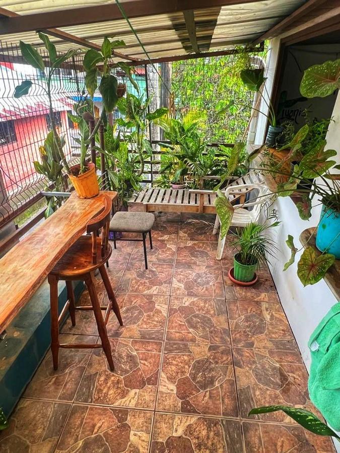 Hostel Bato'S Quepos Exteriér fotografie