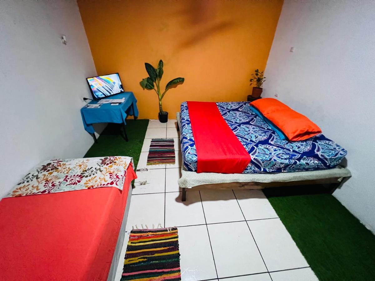 Hostel Bato'S Quepos Exteriér fotografie